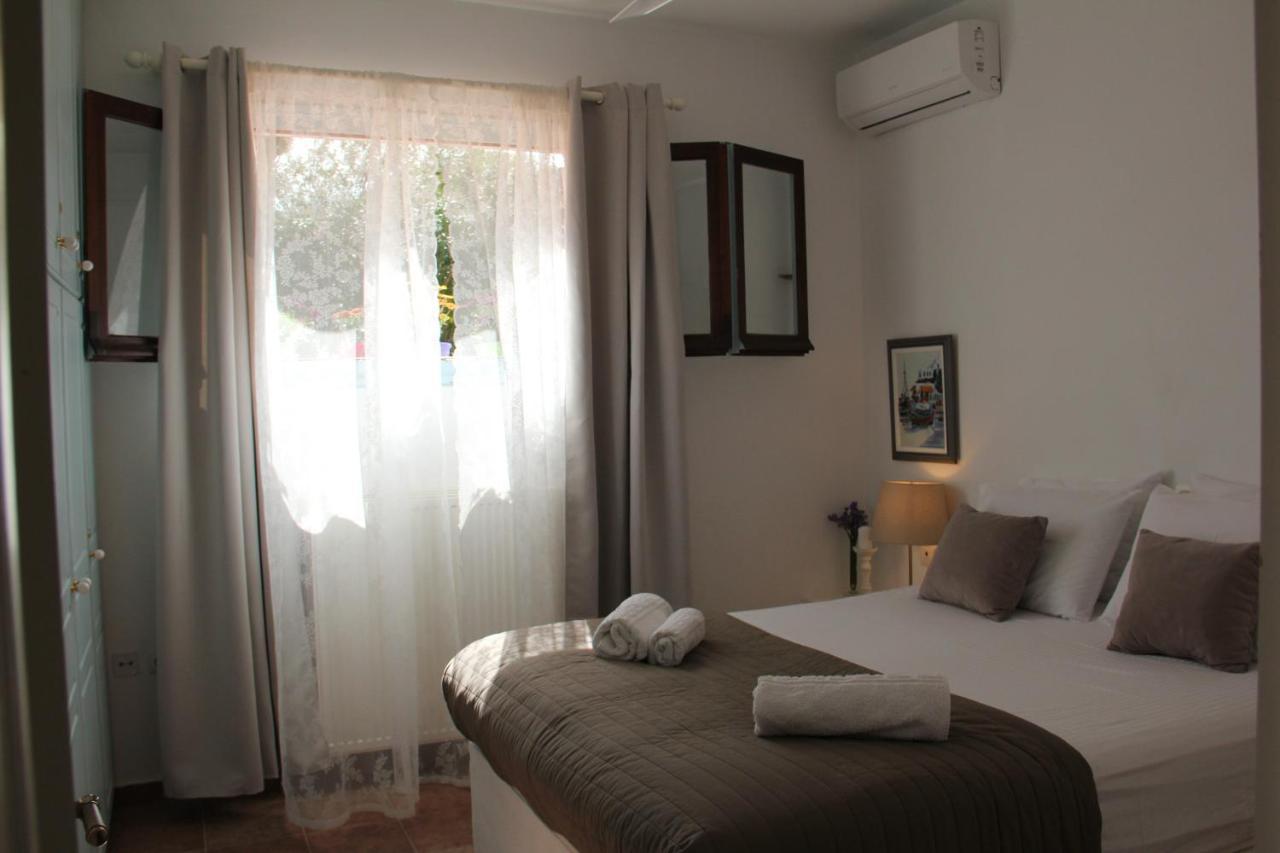 Alekos Beach Houses-Alekos Beach Complex Lixouri Bagian luar foto